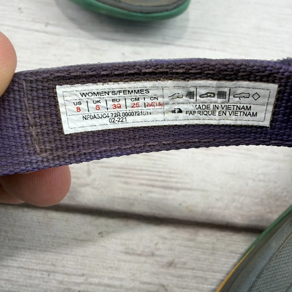 The North Face Women's 8 Skeena Outdoor Rope Sandals Gray Teal Purple Yellow